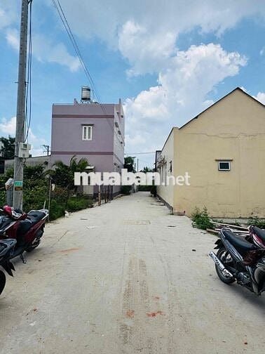 LÊN SÓNG CĂN NHÀ PHỐ CAO CẤP 6.5 TỶ - XÃ BÀ ĐIỂM - TP HCM -