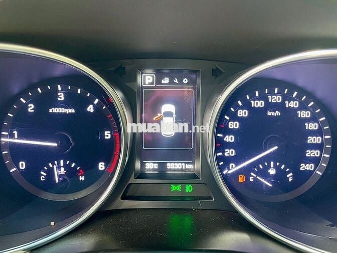 Hyundai Santa Fe 2016 2.2 AT 4WD - 59000 km