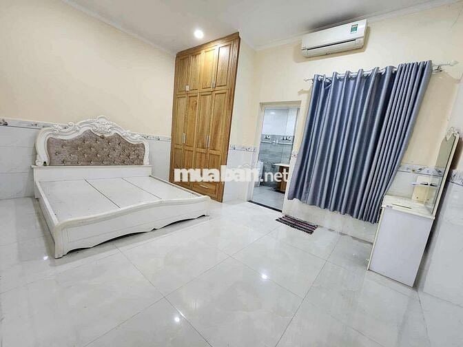 Biệt Thự Sân Vườn MiNi Cho Thuê Giá Tốt .