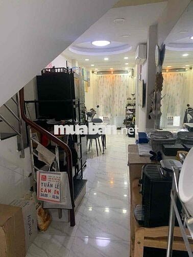 CHO THUÊ NHÀ 60/3/1 LÊ THỊ RIÊNG PHƯỜNG BÊN THÀNH QUẬN 1