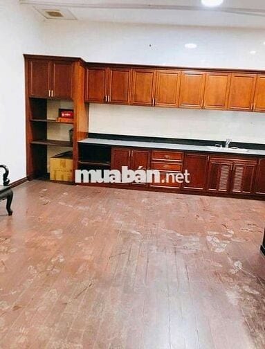 Kinh doanh tự do_ Nhà ngang 8x17m_ thang máy gara 6 phòng lớn