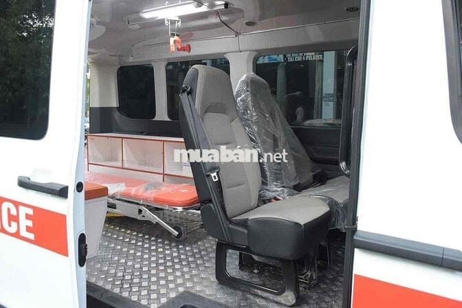 🅾️Transit Cứu Thương 2025 - Xe Sẵn Giao Ngay