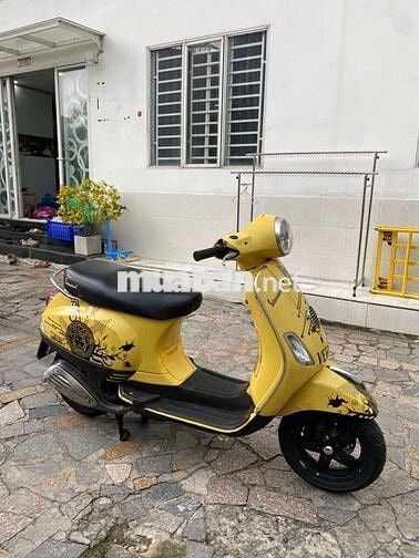 Xe piaggio vespa