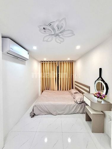 Nhà nhỏ đẹp xinh ngõ 176 Trương Định