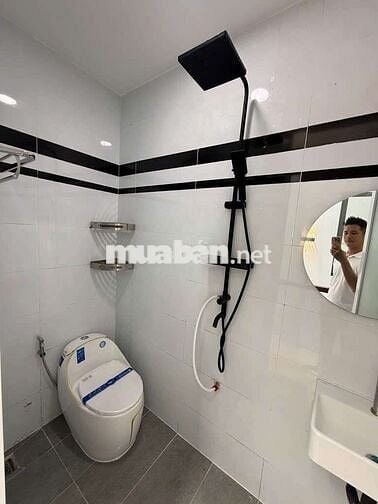 MUA NHÀ TẶNG FULL NỘI THẤT XỊN - VỊ TRÍ BAO ĐẸP GIÁ CHỈ 4,XX TỶ