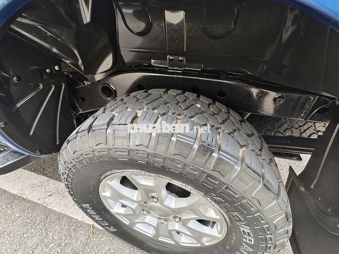 3 145 2021 XLS 2.2L 4x2 MT - 85000 km