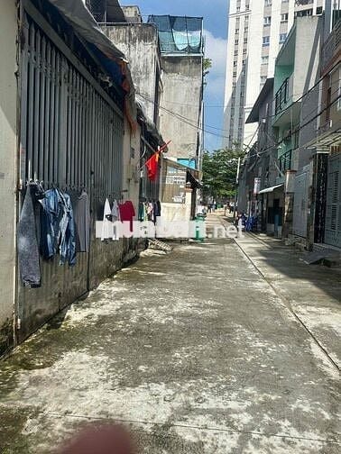 nhà thuê lê cơ 56m2 3tấm, 3PN, hẻm4m, cách kinh dương vương 100m, 10tr