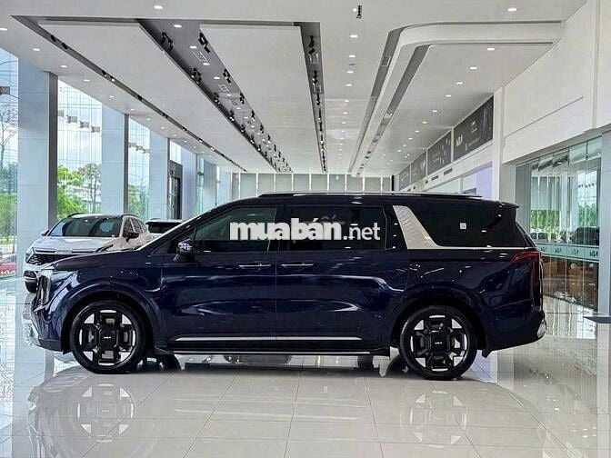Kia Carnival 2024 2.2D Premium 8 chỗ - Xanh D9B