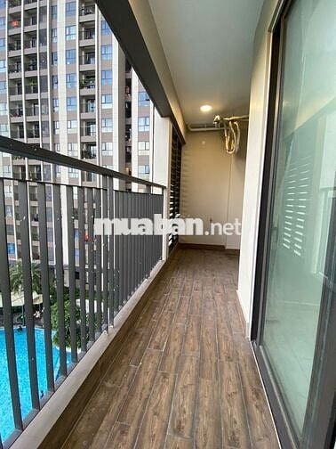Đỉnh Nóc! 3PN 85m3 view hồ bơi tại Opal Skyline Giá 2,530 tỷ bao ra sổ