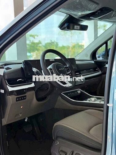 Kia Carnival 2024 2.2D Premium 8 chỗ - Xanh D9B