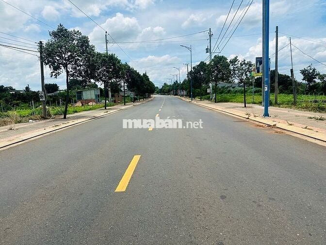 CẦN BÁN ĐẤT TẠI THỊ TRẤN ĐẤT ĐỎ 132M2/GIÁ 1,97 TỶ