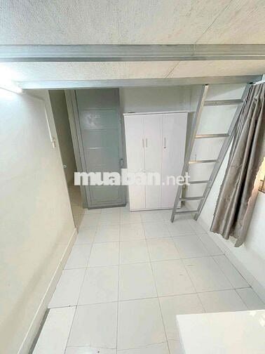 Duplex giá rẻ ngay chân cầu nguyễn văn cừ thuận tiện qua q1 q4 q7