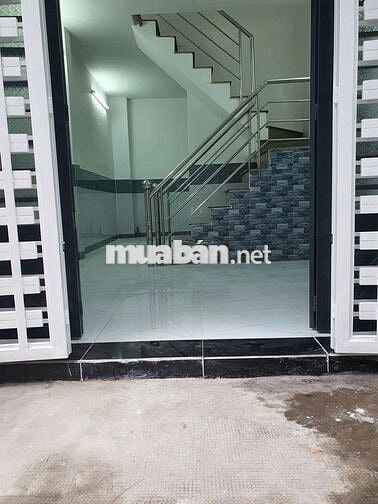 Nhà bán 4m × 7m lầu 2p ngủ 2wc