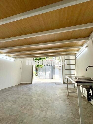 Cho Thuê Kiot Kinh Doanh Có Chỗ Ngủ Lại Ngay Mặt Tiền Nguyễn Kiệm
