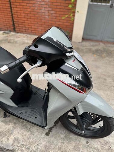 Honda SH 160i ABS Xám Xi Măng 2024