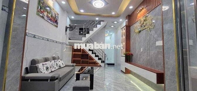 SIÊU PHẢM 3 TẦNG HẺM XE HƠI P5Q8,50M2,SHR,NHỈNH 5 Tỷ
