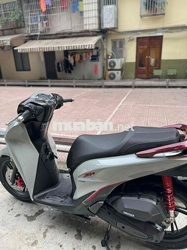 Honda SH 160i ABS Xám Xi Măng 2024