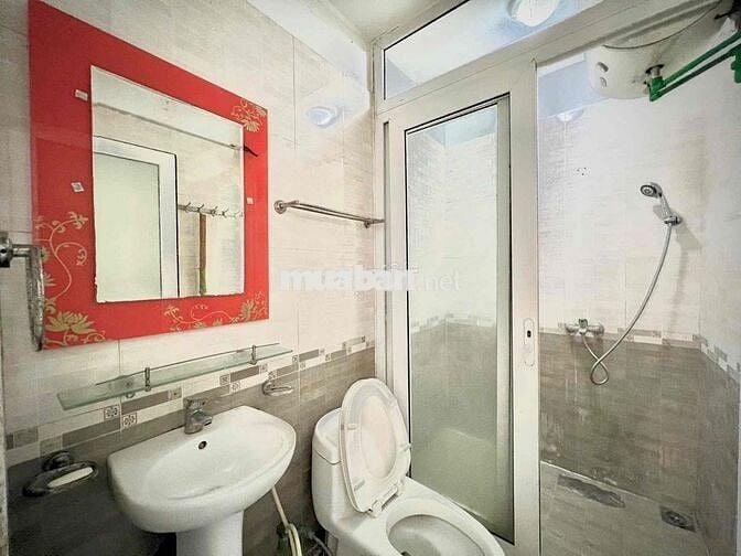 Phòng Khép Kín, Ban Công Đầu Phố Xuân Diệu - Tô Ngọc Vân - Tây Hồ
