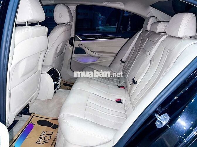 BMW 530i Như xe Đập Thùng!