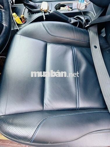 Ford Everest Trắng 12/2021 Sport 2.0L - 34.250 km
