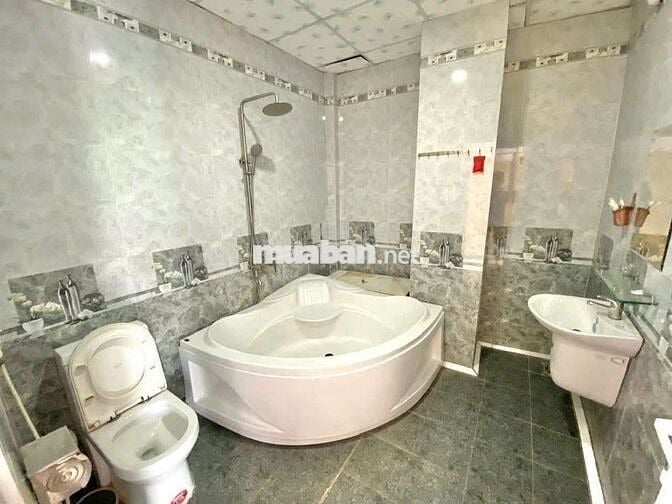 CHO THUÊ CĂN HỘ PHƯỜNG QUYẾT THẮNG GIÁ 5 TR4