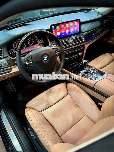 BMW 750Li - 2010