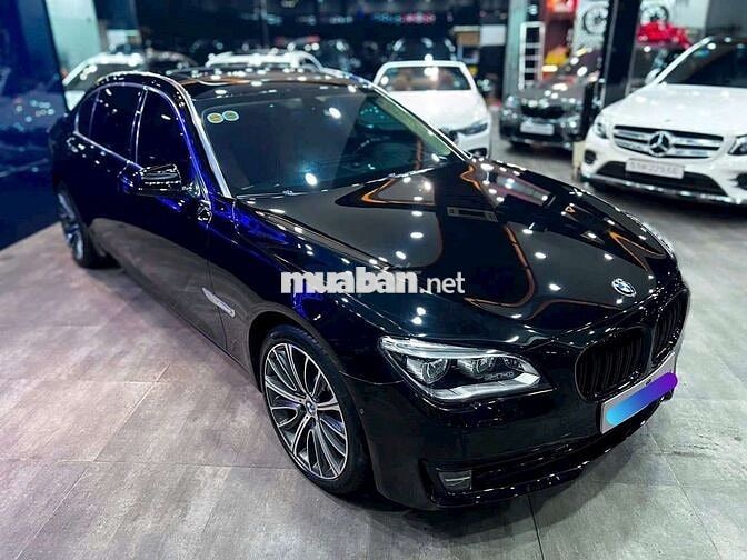 BMW 750Li - 2010