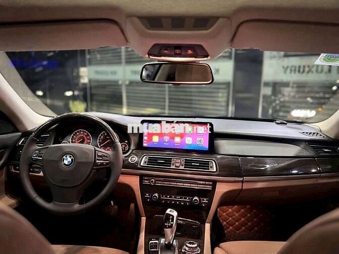 BMW 750Li - 2010