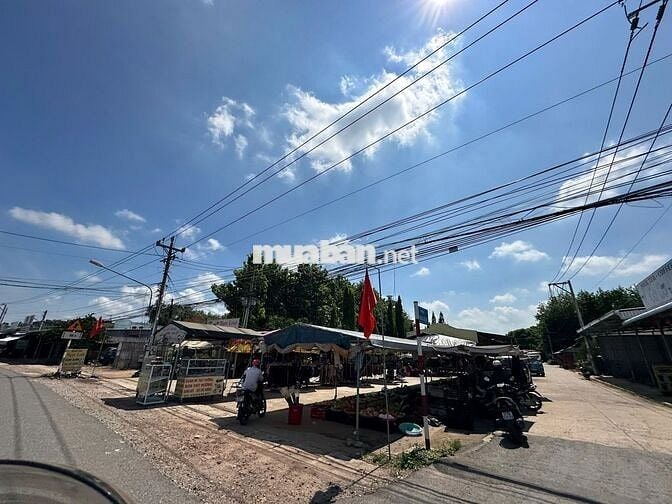 Bán đất sau chợ An Long. Đúng giá 420 triệu (SHR), oto vào tận đất