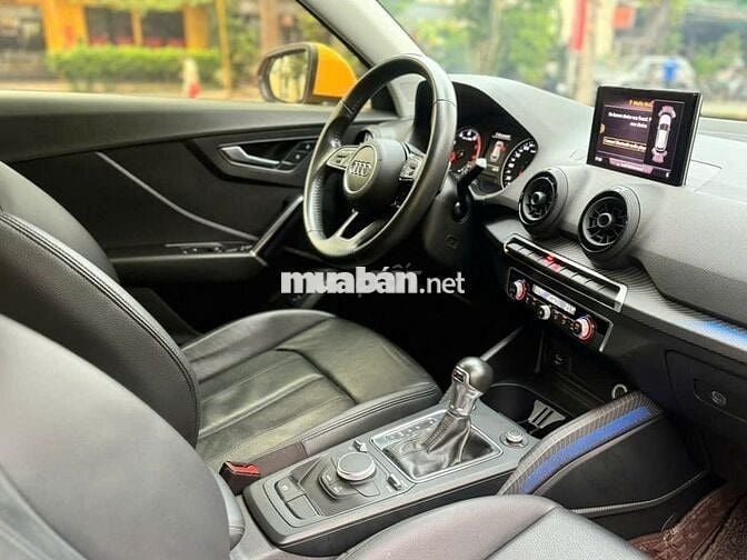 Audi Q2 Màu Vàng 1.4 TFSI model 2018
