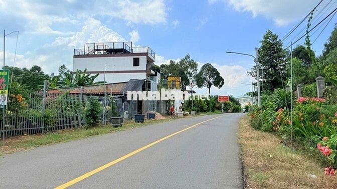 BÁN ĐẤT ĐỐI DIỆN TRƯỜNG CAO ĐẲNG NGHỀ -TRUNG TÂM TT ĐẤT ĐỎ,BRVT