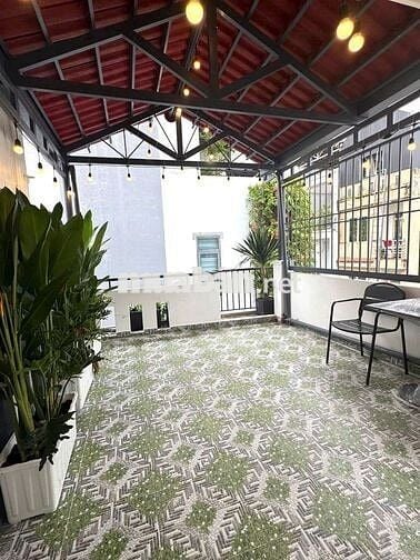 80m2 đất nở hậu 6.5m Lạc Long Quân 4 tầng BTCT Hoàn công đầy đủ