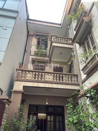 Bán nhà phố Bà Triệu, Hà Đông; 130m2, 25 tỷ, sổ sẵn, giao dịch ngay