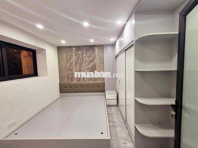 TẬP THỂ TẦNG 1 - THANH XUÂN - 3 NGỦ RIÊNG BIỆT - 10M RA PHỐ