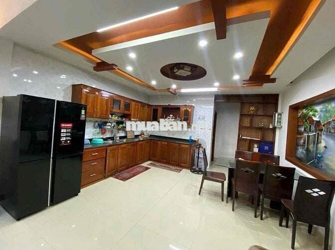 Nhà 3 tầng MT đường 7m5 kề LÊ ĐẠI HÀNH - Ô TÔ ĐẬU TRONG NHÀ - SẴN NỘI