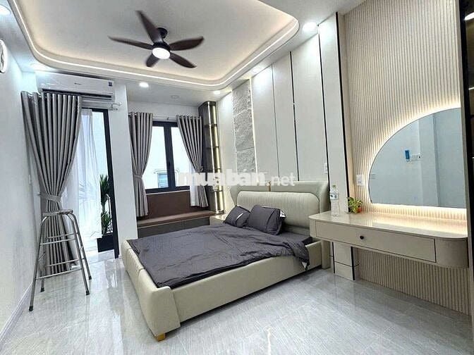 80m2 đất nở hậu 6.5m Lạc Long Quân 4 tầng BTCT Hoàn công đầy đủ