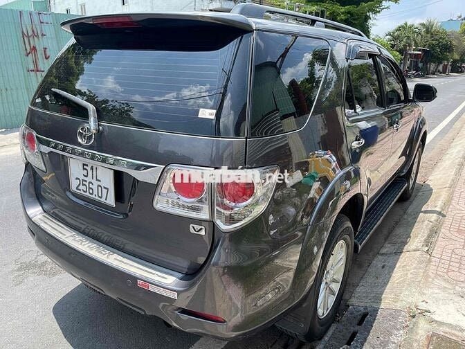Toyota Fortuner 2014 2.7V 4x2 - 95000 km