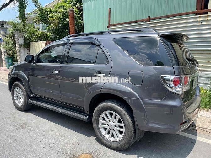 Toyota Fortuner 2014 2.7V 4x2 - 95000 km