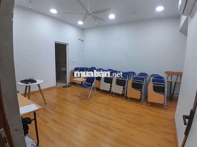 Bán Chung cư C14 Bắc Hà Tố Hữu 132m, 3 ngủ 3wc có 2 ban công view đẹp