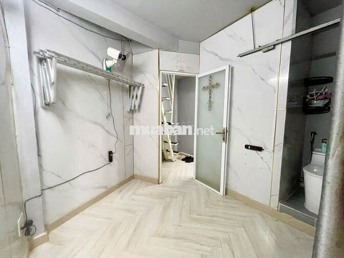 Chính chủ bán nhà Q1 3 tầng SHR hoa hồng 1%