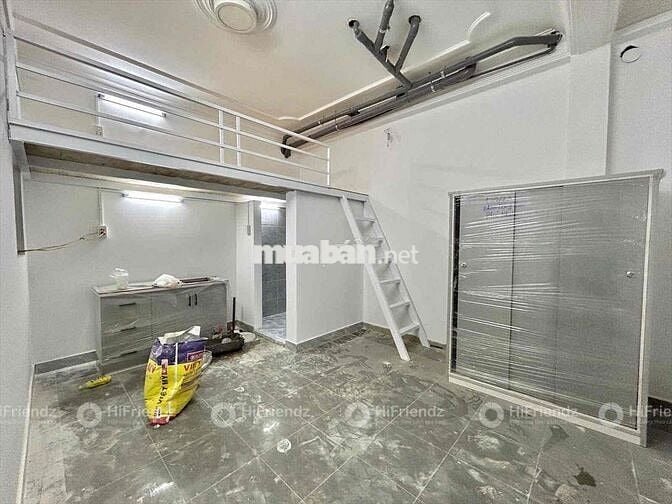 PHÒNG GÁC SẴN NỘI THẤT MỚI 100% - NGAY HOÀNG HOA THÁM