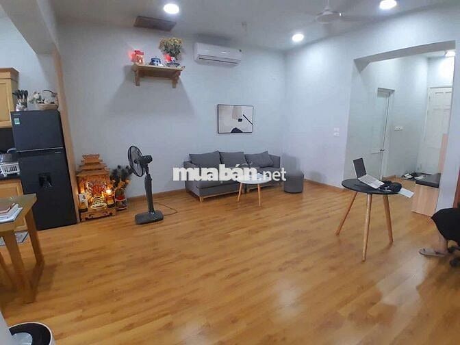 Bán Chung cư C14 Bắc Hà Tố Hữu 132m, 3 ngủ 3wc có 2 ban công view đẹp