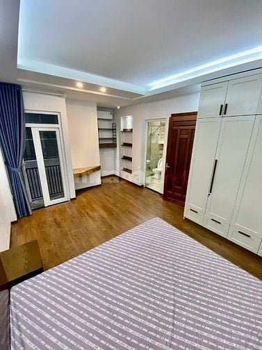 Gia đình chuyển lên CC cần bán căn nhà ngõ 86 Trần Duy Hưng,34m2x5tang