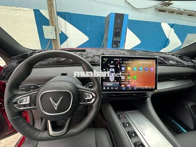 VF9 Plus 2024 màu đỏ lướt 07 ghế vip