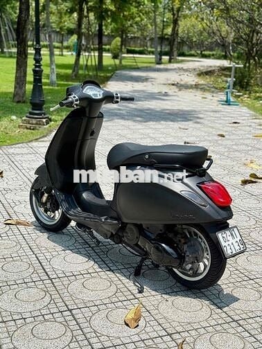 Vespa primavera up iget đèn led chính  chủ