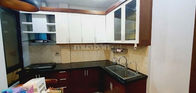 Gia đình chuyển lên CC cần bán căn nhà ngõ 86 Trần Duy Hưng,34m2x5tang