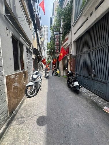Bán nhà hẻm 45 3 Tháng 2, P11, Q10. DTS 66m2, 3 tầng giá 5.99 tỷ