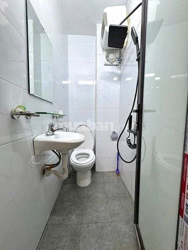 Bán nhà Nguyễn Như Đổ hàng xóm Văn Miếu, Dt 29m2, 5t, mt 3.7m, ở ngay.