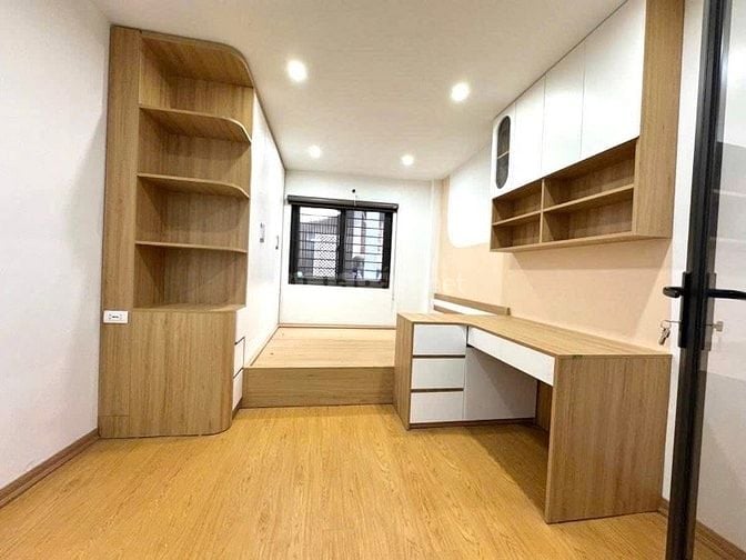 Bán nhà Nguyễn Như Đổ hàng xóm Văn Miếu, Dt 29m2, 5t, mt 3.7m, ở ngay.