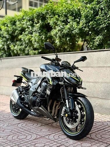 Kawasaki Z1000 bản R model 2018